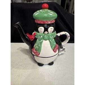 Temptations By Tara Christmas Penguin Tea For‎ One Tea Pot and Cup Figural #545